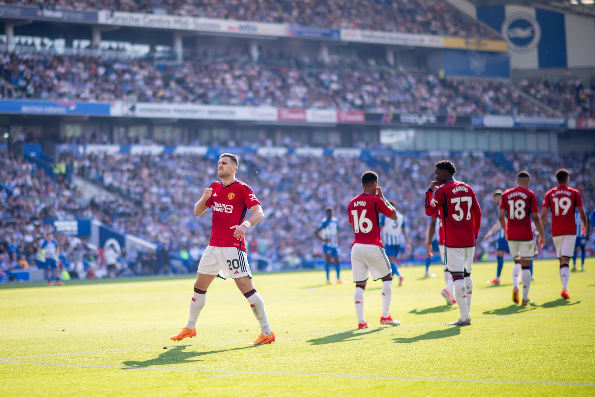 于年轻球员 于年轻球员